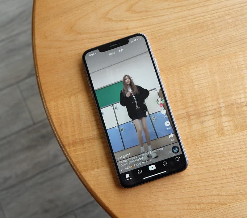 Indonesia cấm trẻ dưới 16 tuổi mở tài khoản mạng xã hội