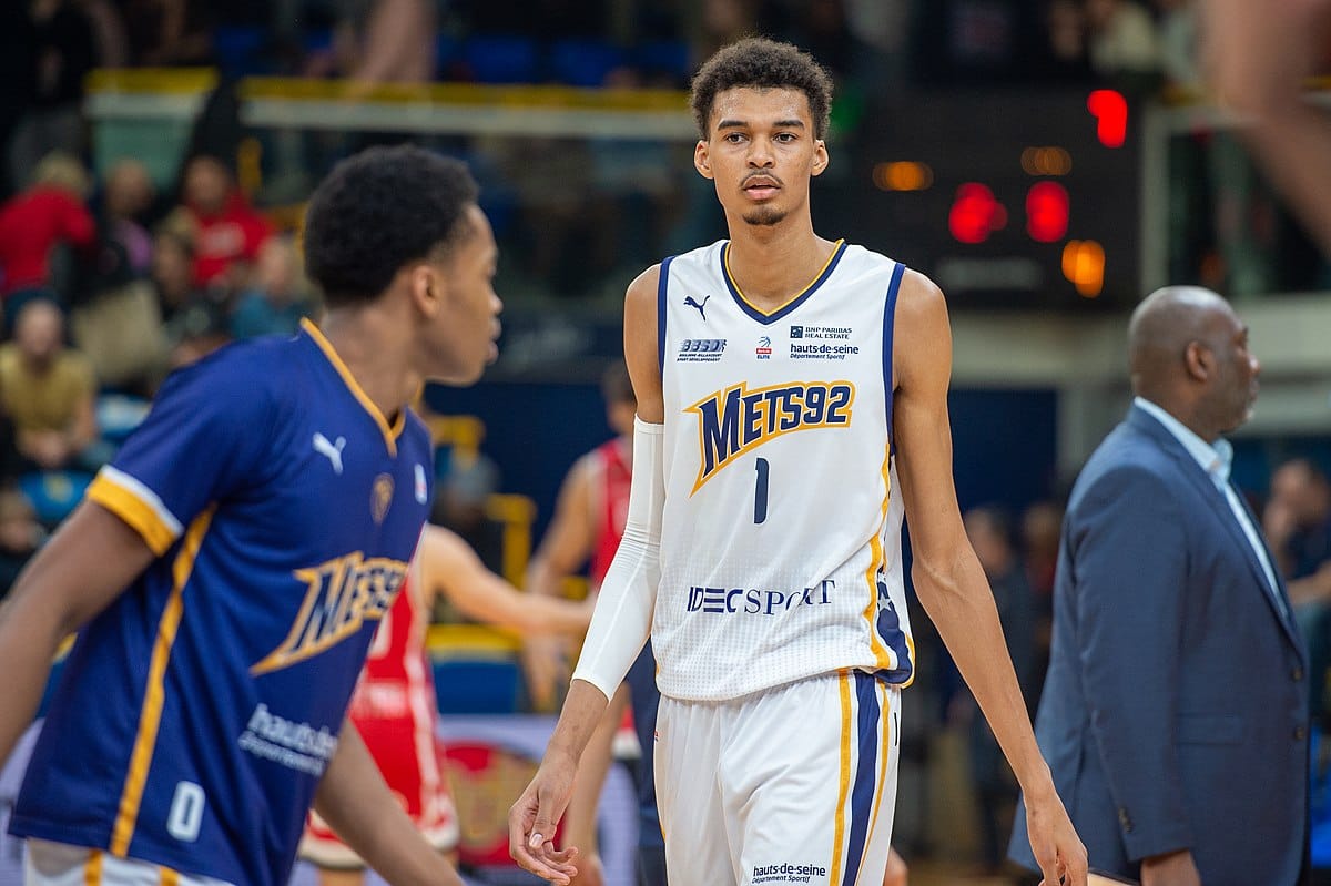 Wembanyama chen chân vào cuộc đua MVP