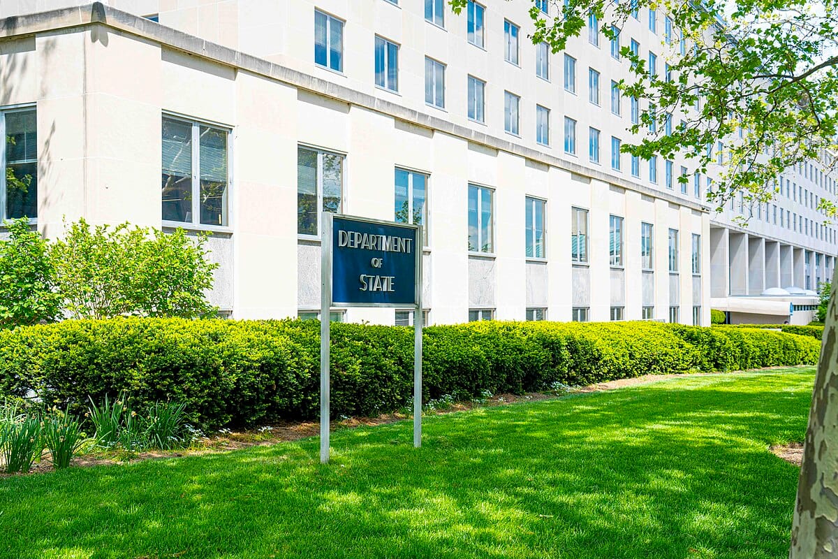 Visa du học Mỹ giảm sâu, sinh viên nên nộp sớm